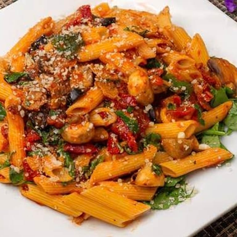 Delicious Club Sandwiches: A Must-Try!