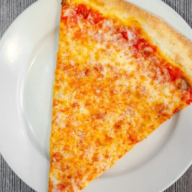 Plain cheese slice.